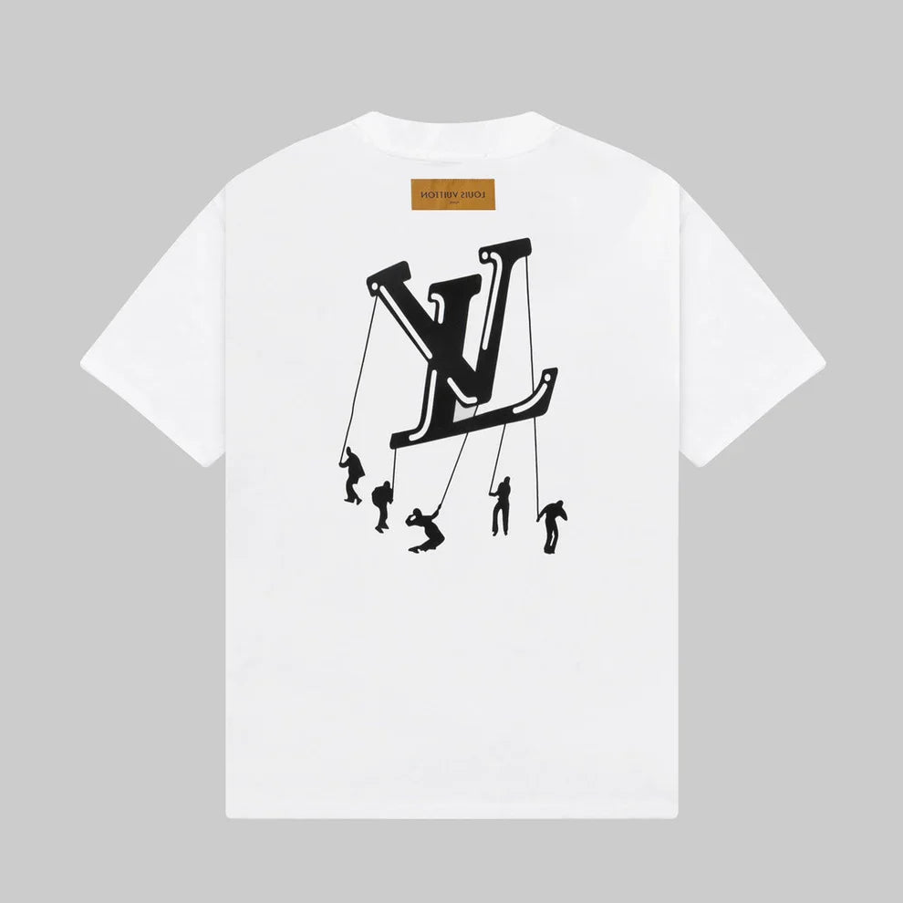 L's A Small Person Pulling A Rope Print T-shirt