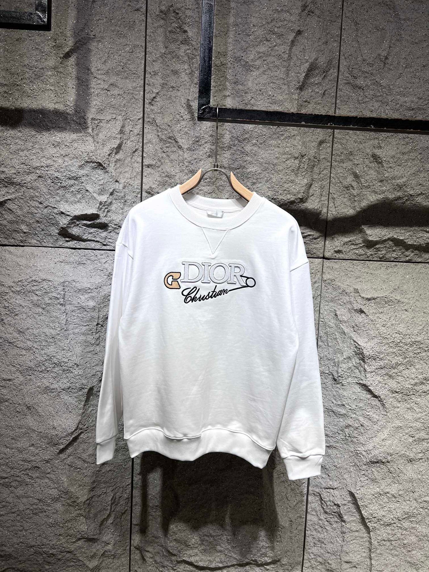 Simple Print Sweatshirt
