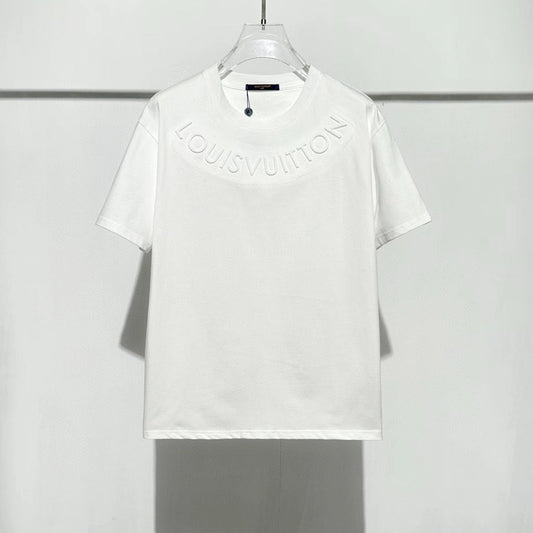 L's Embossed pattern T-shirt