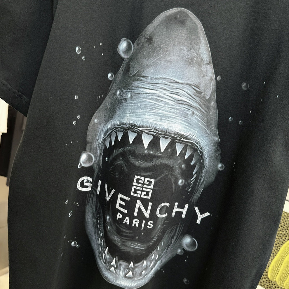 G's Shark Pattern T shirt