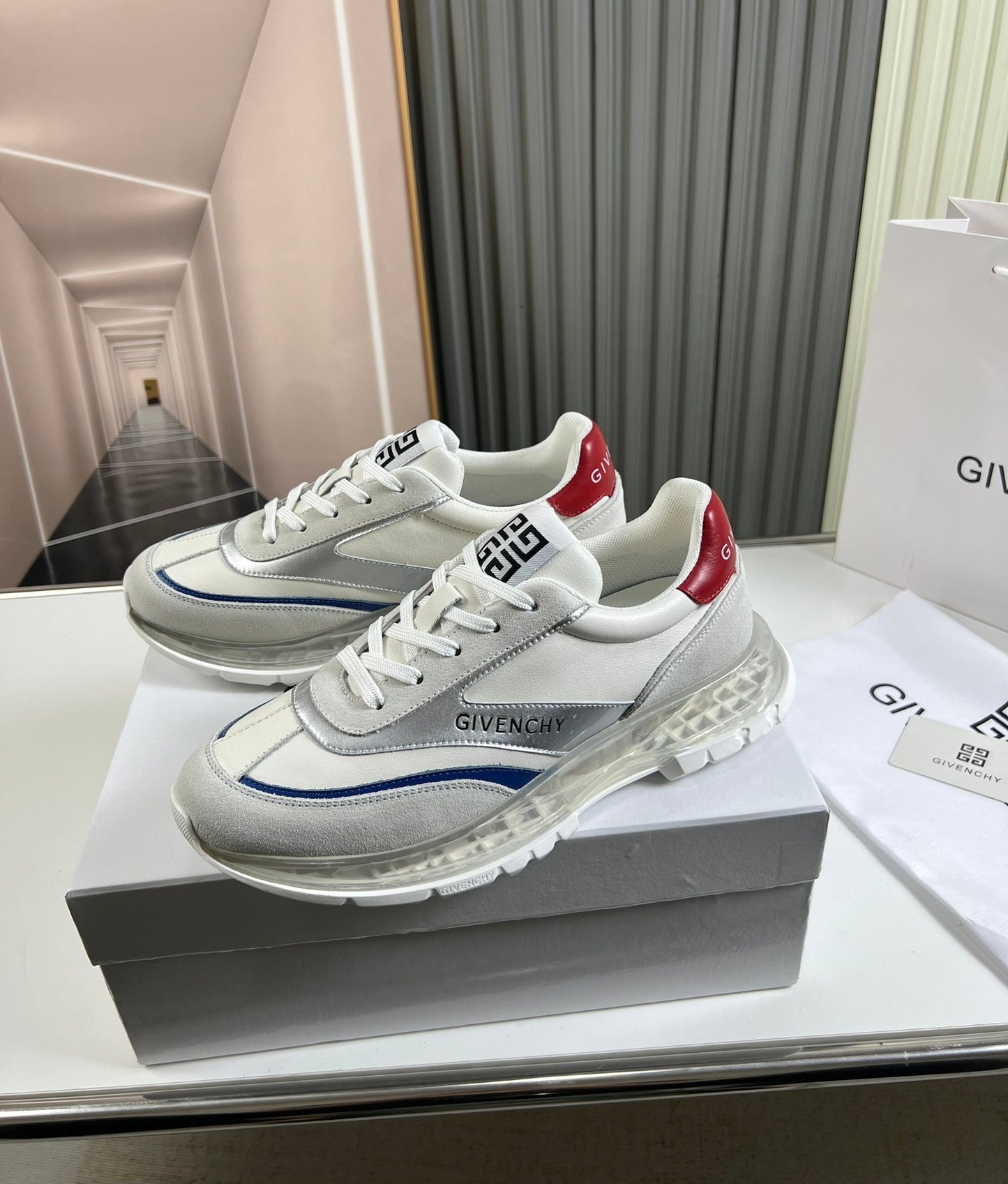 GV02 Sneaker