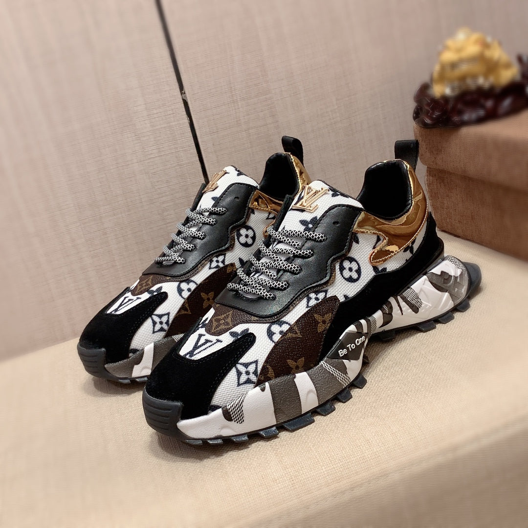 Luxury leather black white and gold matching sneakers