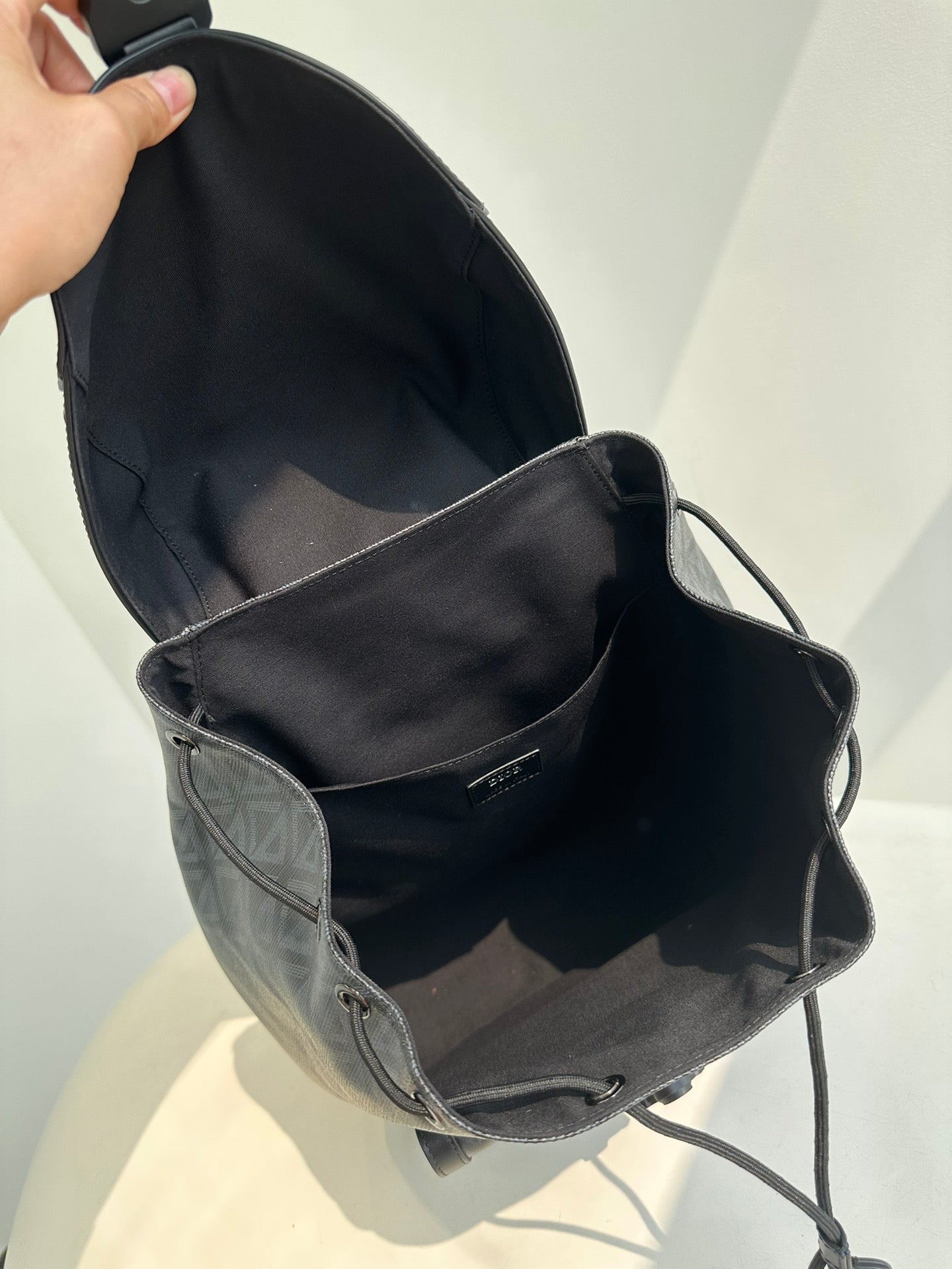 D's Black Knapsack