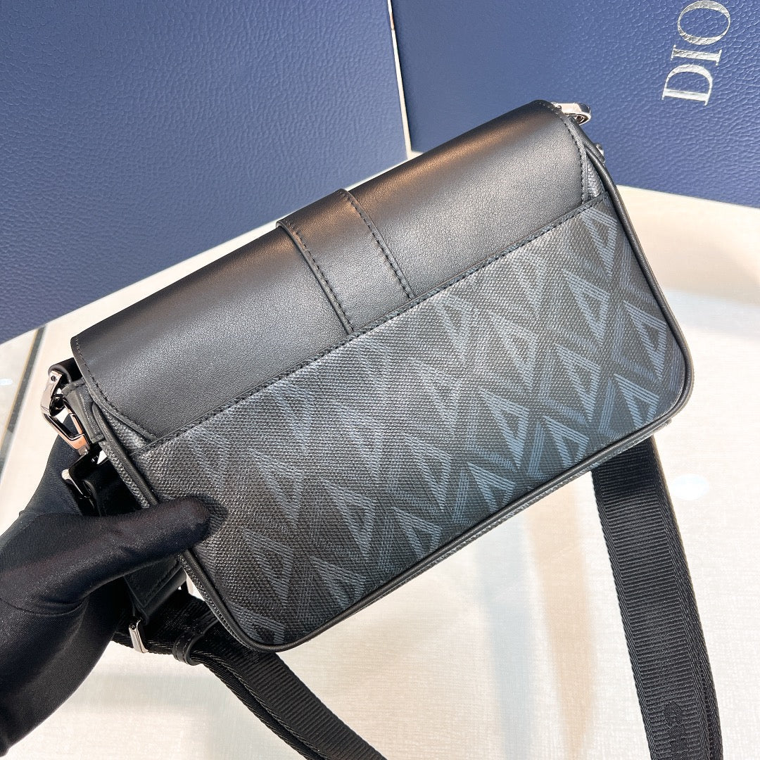 D's Crossbody Bag 0049