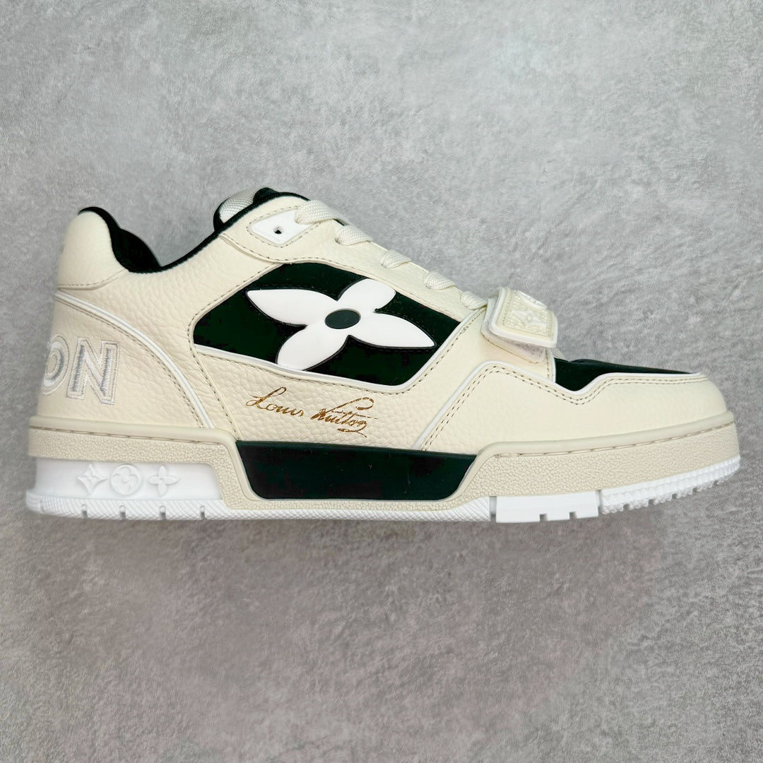 L's White Leather Confortable Sneakers