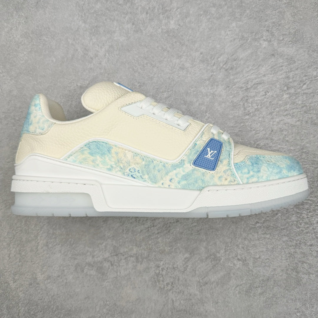 L's Blue Figure And White Leather Confortable Sneakers