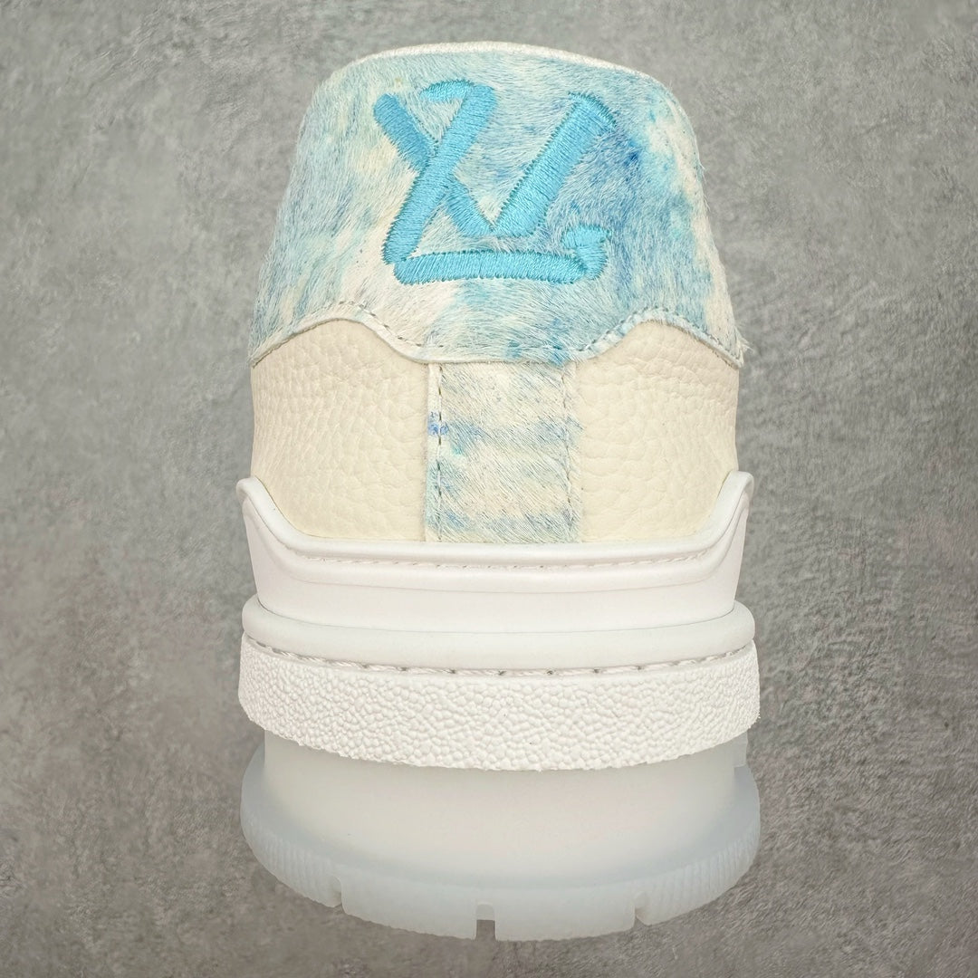 L's Blue Figure And White Leather Confortable Sneakers