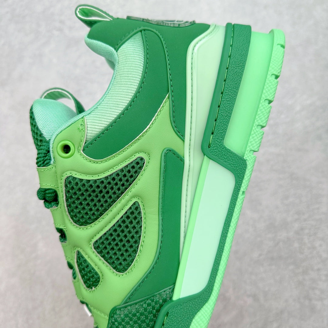 L's Green Breathable Sneakers