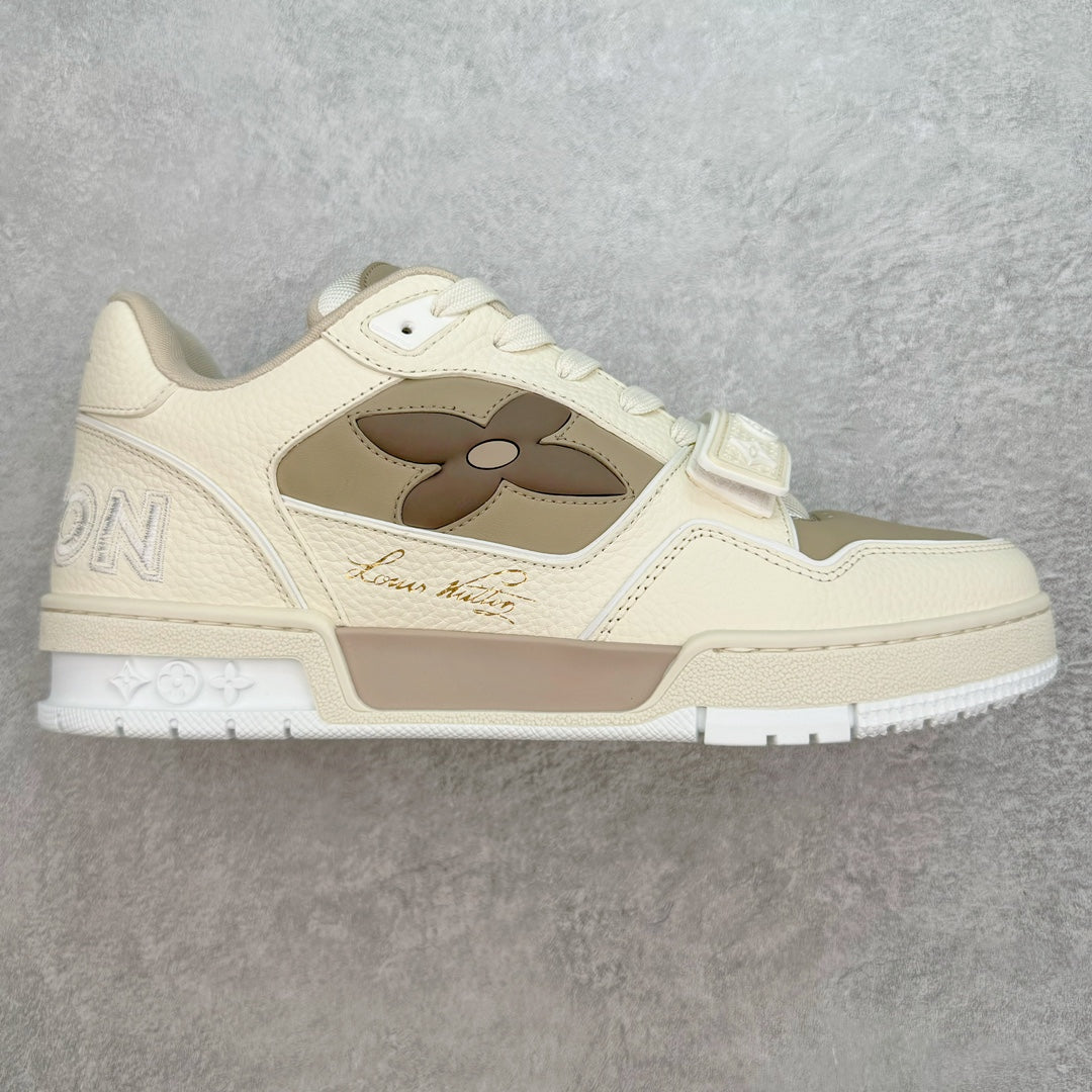 L's Beige Leather Sneakers