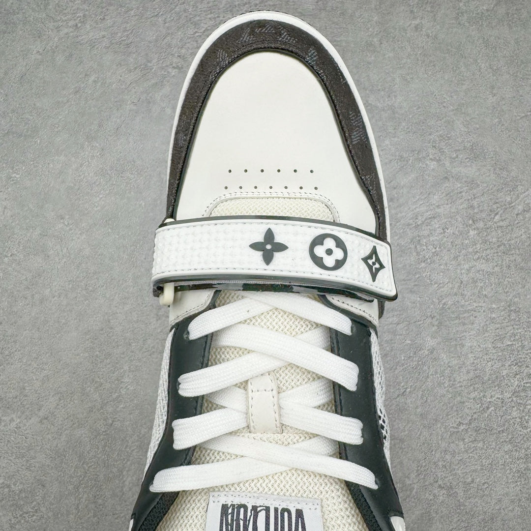 L's Black And White Pattern Breathable Sneakers